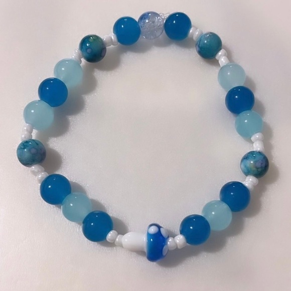 Light Blue Mushroom Bracelet - Picture 2 of 4